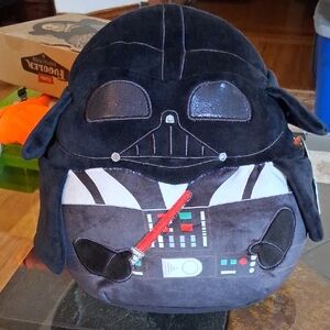 DARTH VADER SQUISHMALLOW